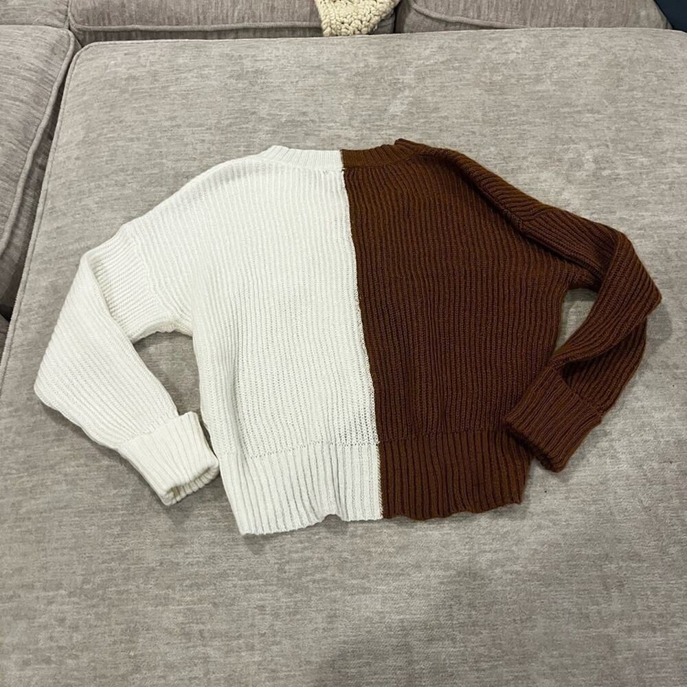 Altar’d State 2 tone brown and white sweater - Picture 2 of 4